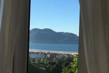 Espectaculares Vistas A La Bahia Holiday home *
